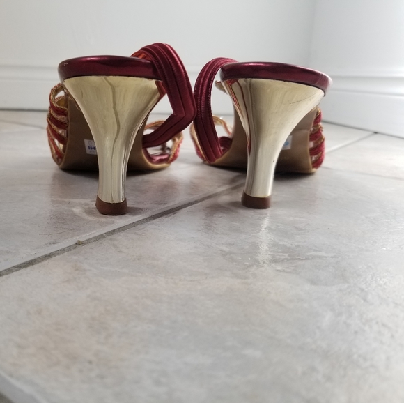 Sandals - Picture 3 of 3